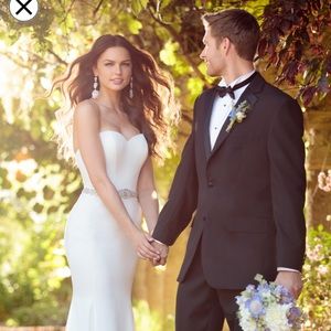 Essense of Australia Wedding Gown